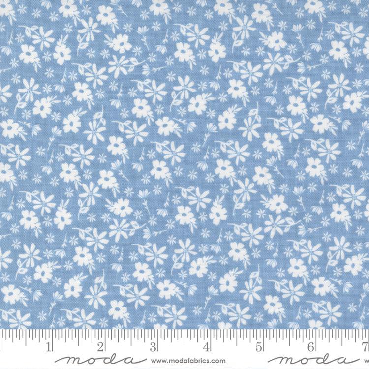 MODA Emma Blossom 37631-19 Bluebell - Cotton Fabric