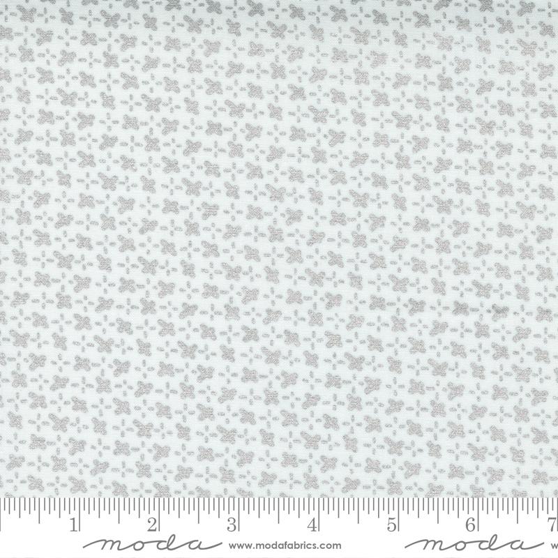 MODA Whispers Metallic - 33552-11MS White Silver - Fabric