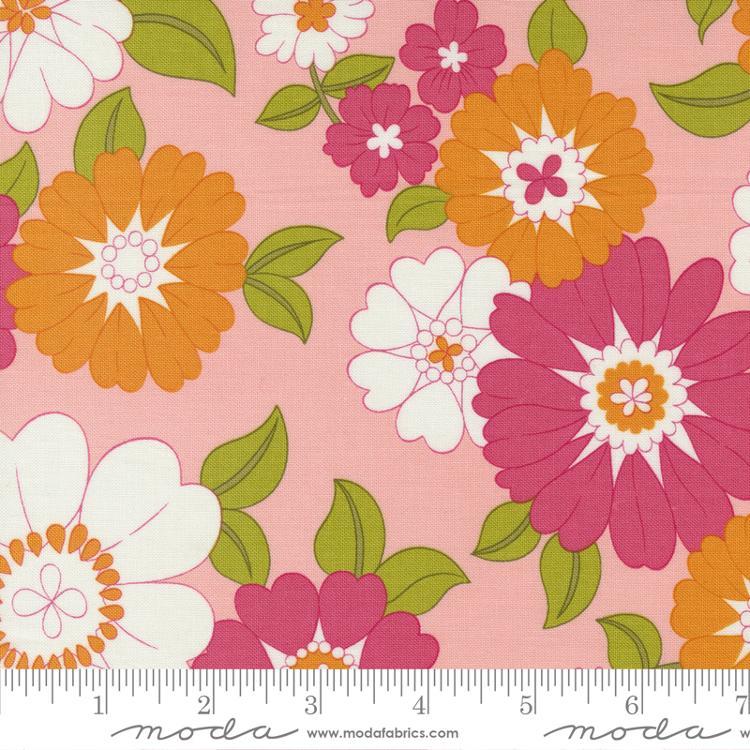 Moda Flower Power 33710-12 Bubblegum - Cotton Fabric