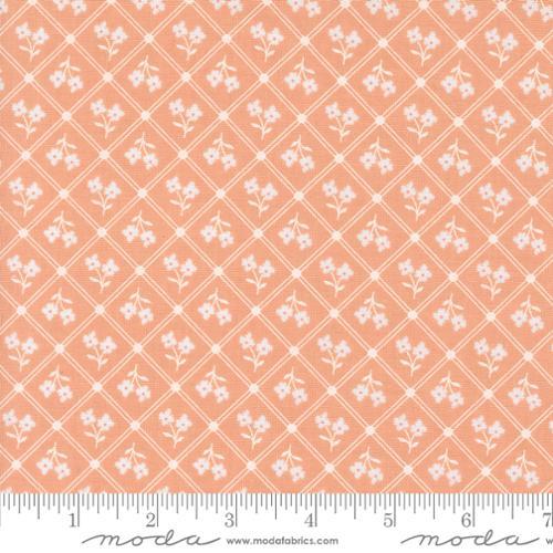 MODA Cottage Charm - 31752-19 Peach - Cotton Fabric