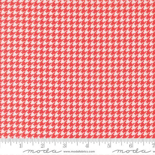 MODA Delightfully Yours - 37702-16 Geranium - Cotton Fabric