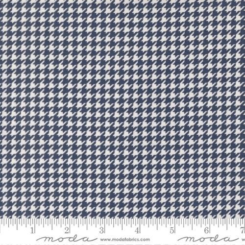 MODA Delightfully Yours - 37702-19 Navy - Cotton Fabric