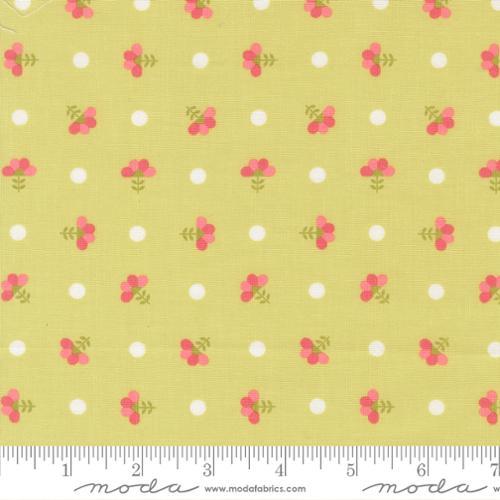 MODA In The Garden - 29232-21 Light Lime - Cotton Fabric