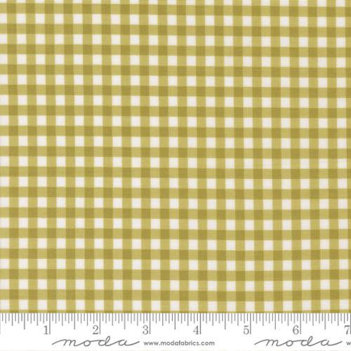 MODA Lucky Gingham - 55707-16 Grass - Cotton Fabric