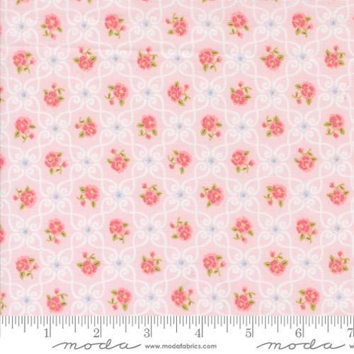 MODA Memory Lane - 18782-12 Petal - Cotton Fabric