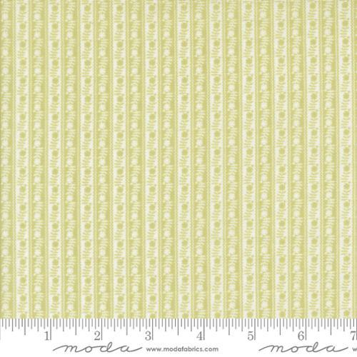MODA Memory Lane - 18785-17 Leaf - Cotton Fabric