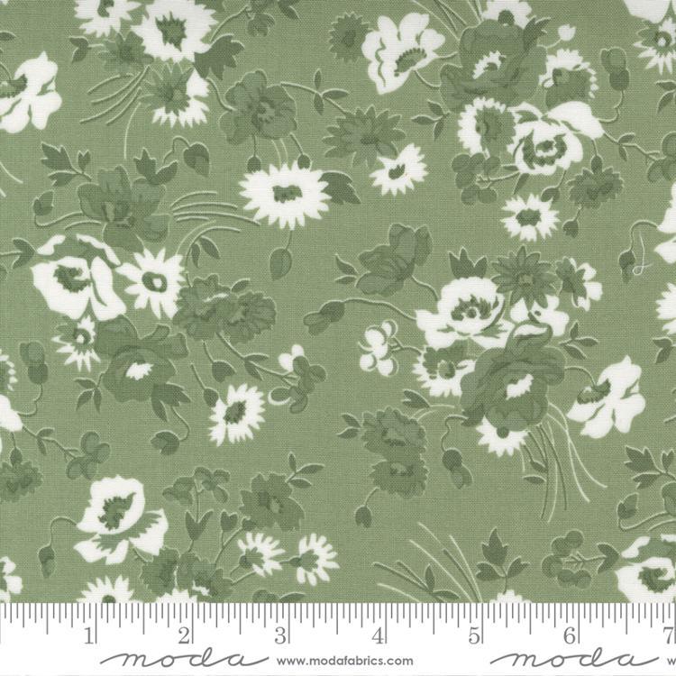 MODA Nantucket Summer 55260-26 Grass - Cotton Fabric