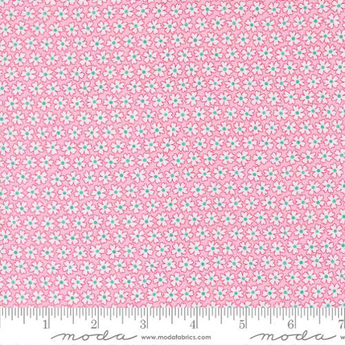 MODA Pick Me Pocket Of Posies - 22492-12 Petal - Cotton Fabric