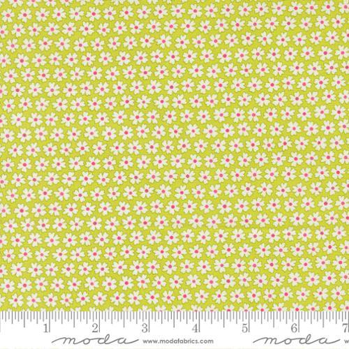 MODA Pick Me Pocket Of Posies - 22492-15 Lime - Cotton Fabric