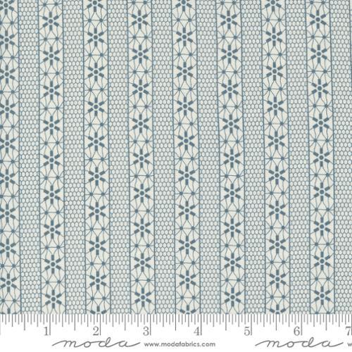 MODA Snowman Gatherings IV - 49252-11 Snow - Cotton Fabric