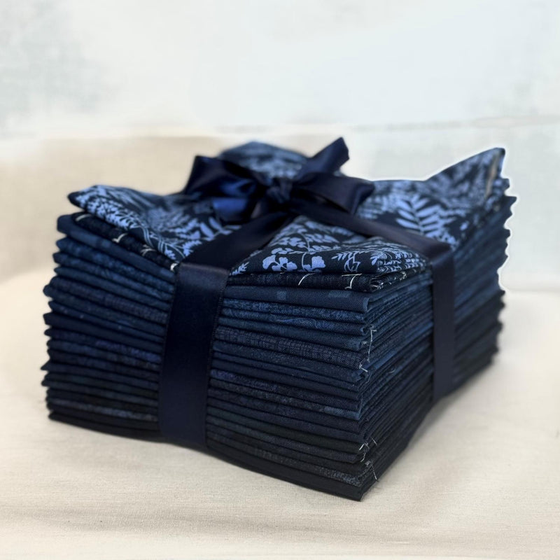 Navy Fat Quarter Bundle - 20 Fat Quarters - Precut