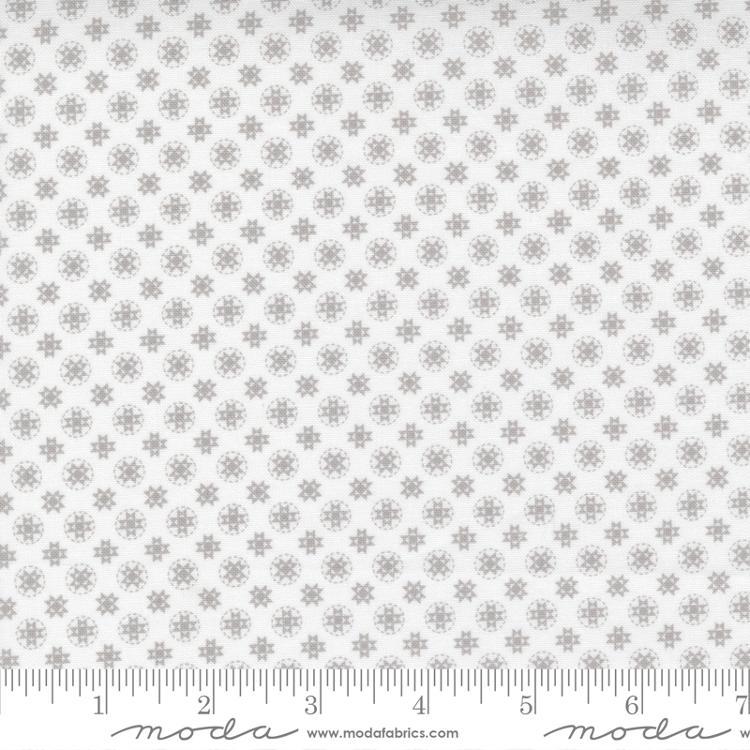 MODA Buttercup & Slate - 29155-36 Cloud Pebble - Cotton Fabric