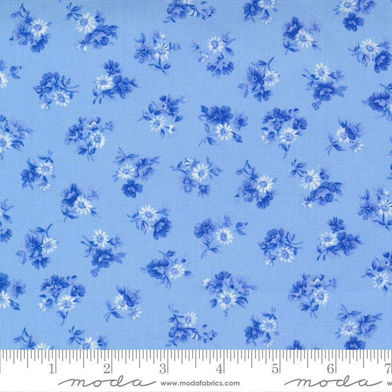 MODA Summer Breeze 33613-16 Sky - Cotton Fabric
